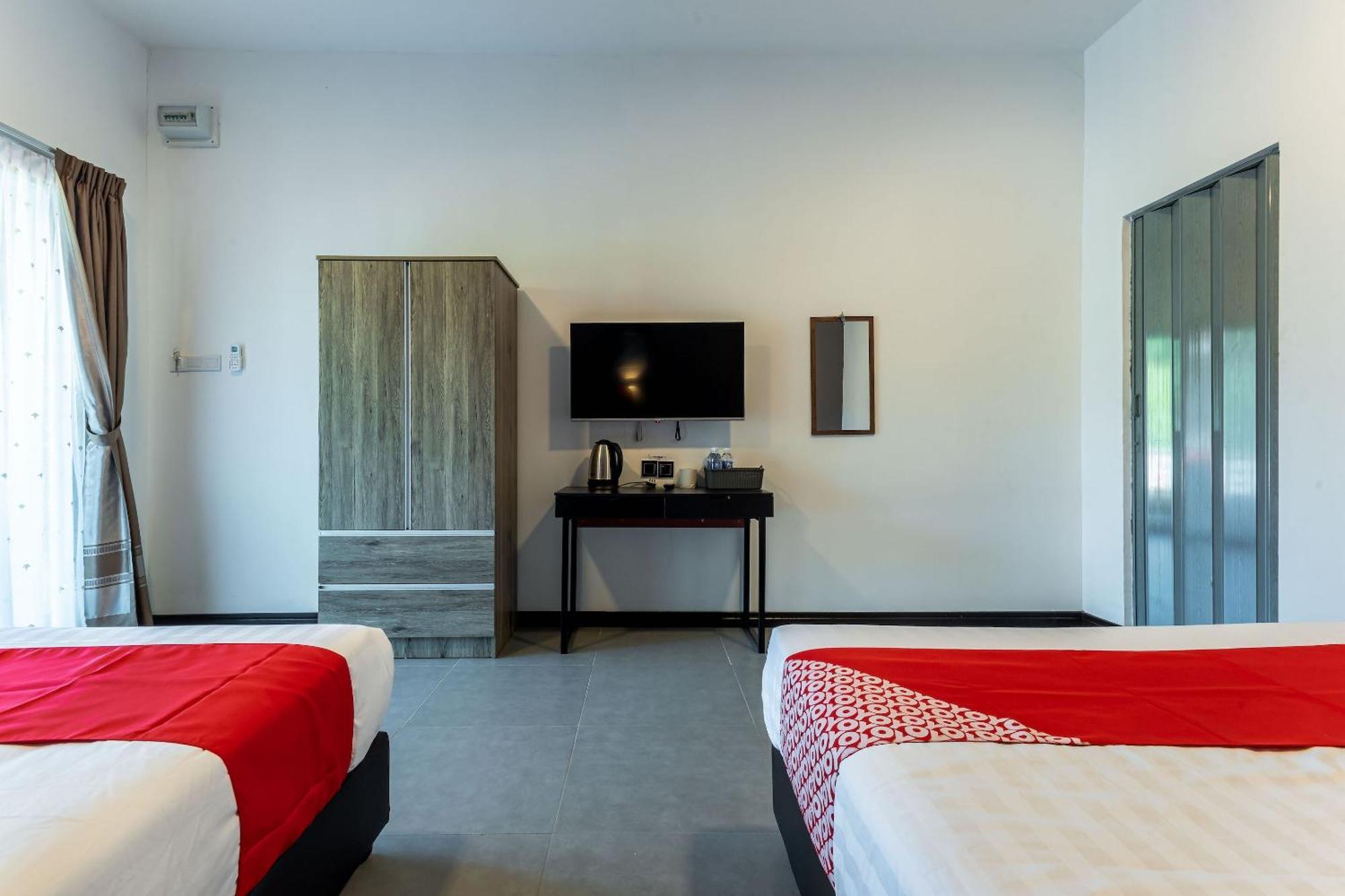 Oyo 90149 Pua Family Semporna Otel Dış mekan fotoğraf